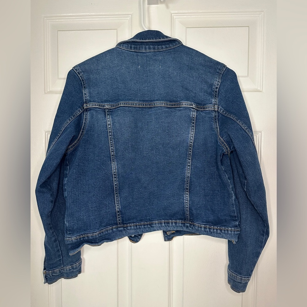 Girls Old Navy Jean Jacket. Size XL (14-16) - Picture 2 of 5